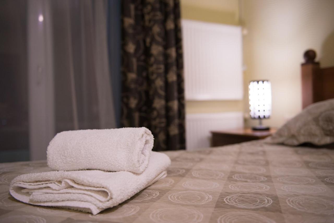 Terrace House Tbilisi Hotel ภายนอก รูปภาพ