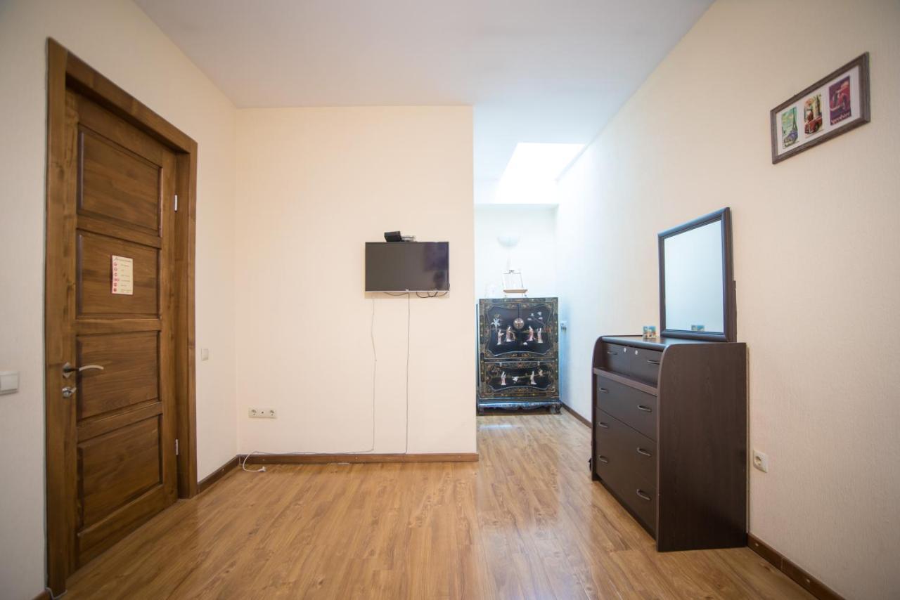 Terrace House Tbilisi Hotel ภายนอก รูปภาพ